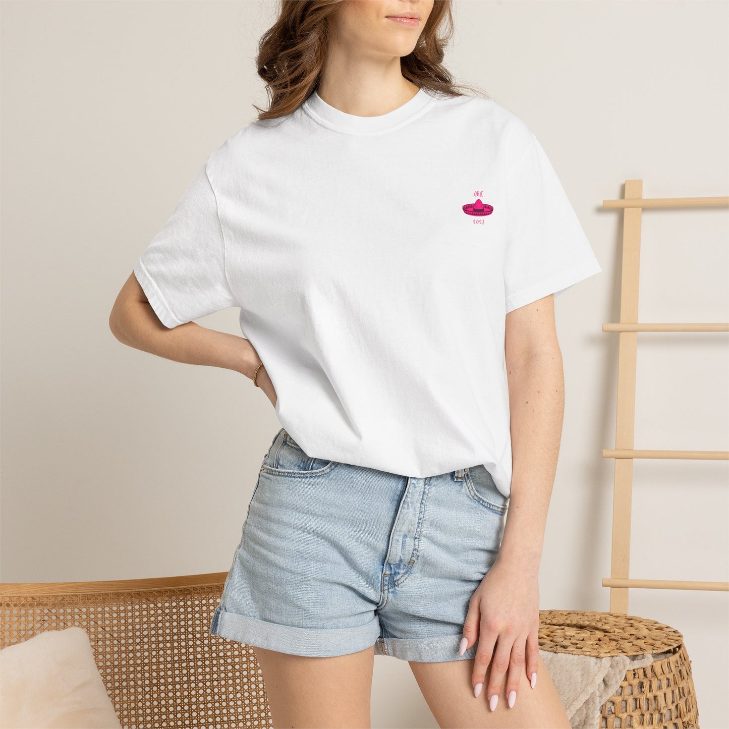 Una Mujer - Graphic T-Shirt